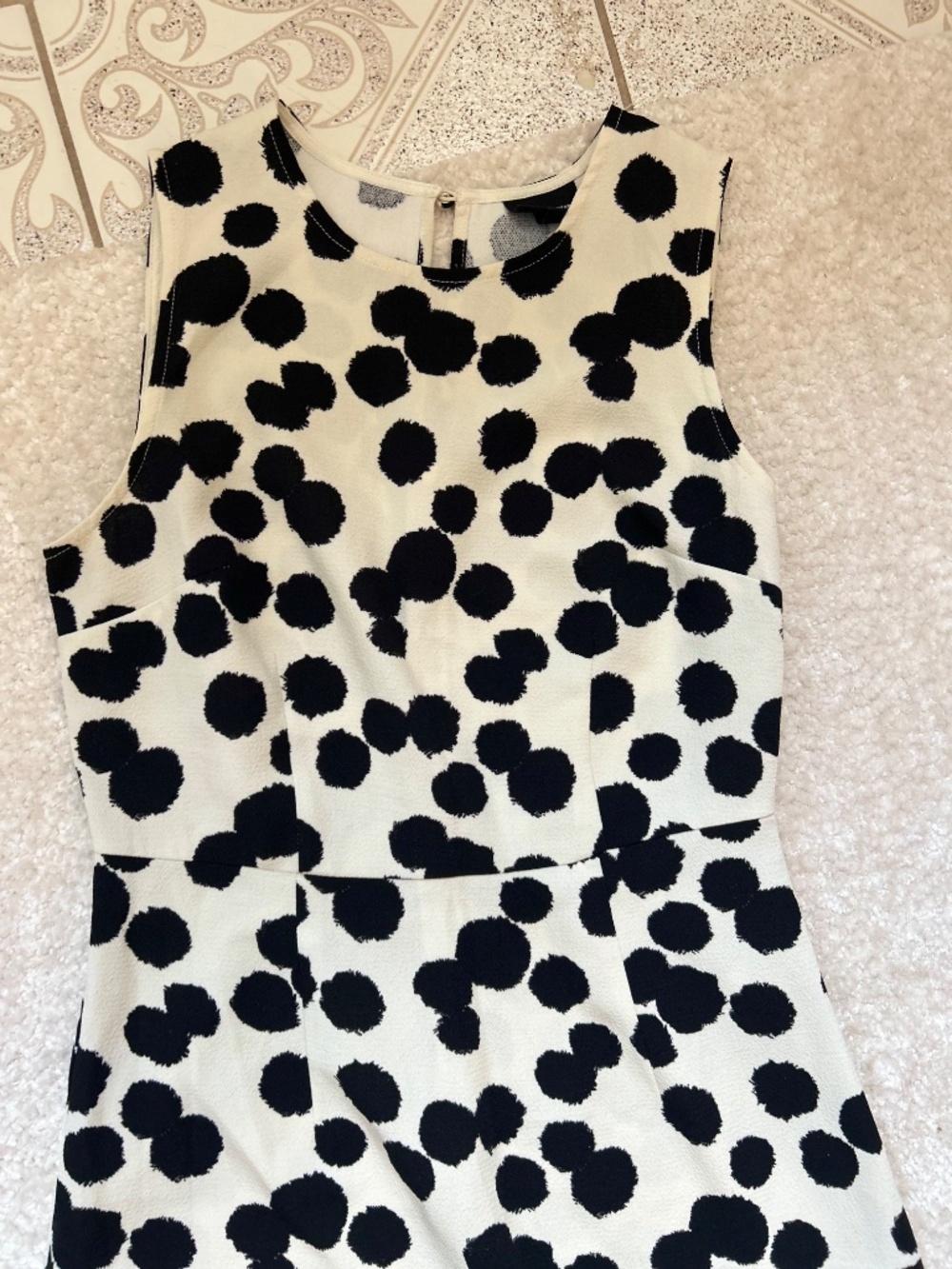 Black-and-white polka dot midi dress - Picture 4 of 6